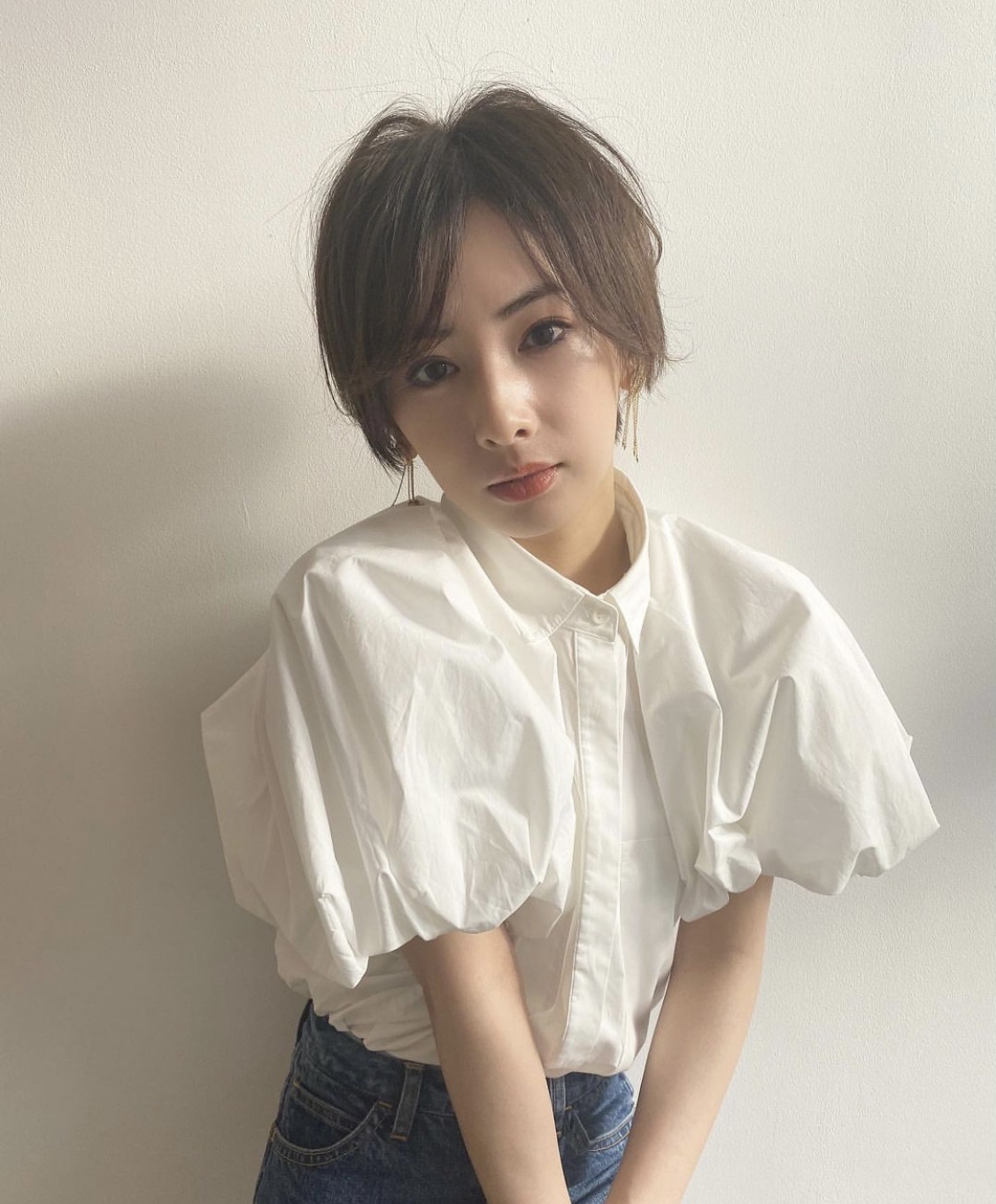 北川景子最想擁有面孔7由ORICON舉辦的「最想擁有面孔」排行榜由500名日本女性選出,調查對象年齡由10歲至59歲。排行榜所選出「最想擁有面孔」冠軍理所當然有長得標緻的臉孔,美得讓女生羨慕的容貌,甚至可以說是整容界的「範本」~