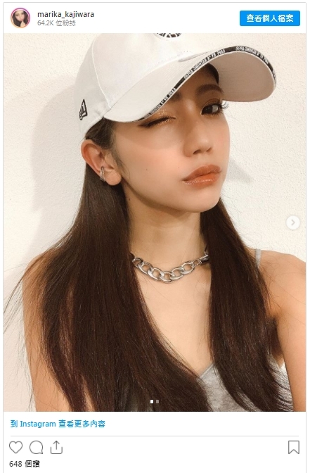 【雙下巴成因】當然有部分人的雙下巴是因天生遺傳的,就像每個人都有不一樣的臉型及樣子,有些生於雙下巴家族的人士