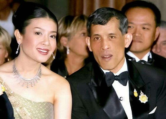 泰王哇集拉隆功豔福不淺相信人盡皆知