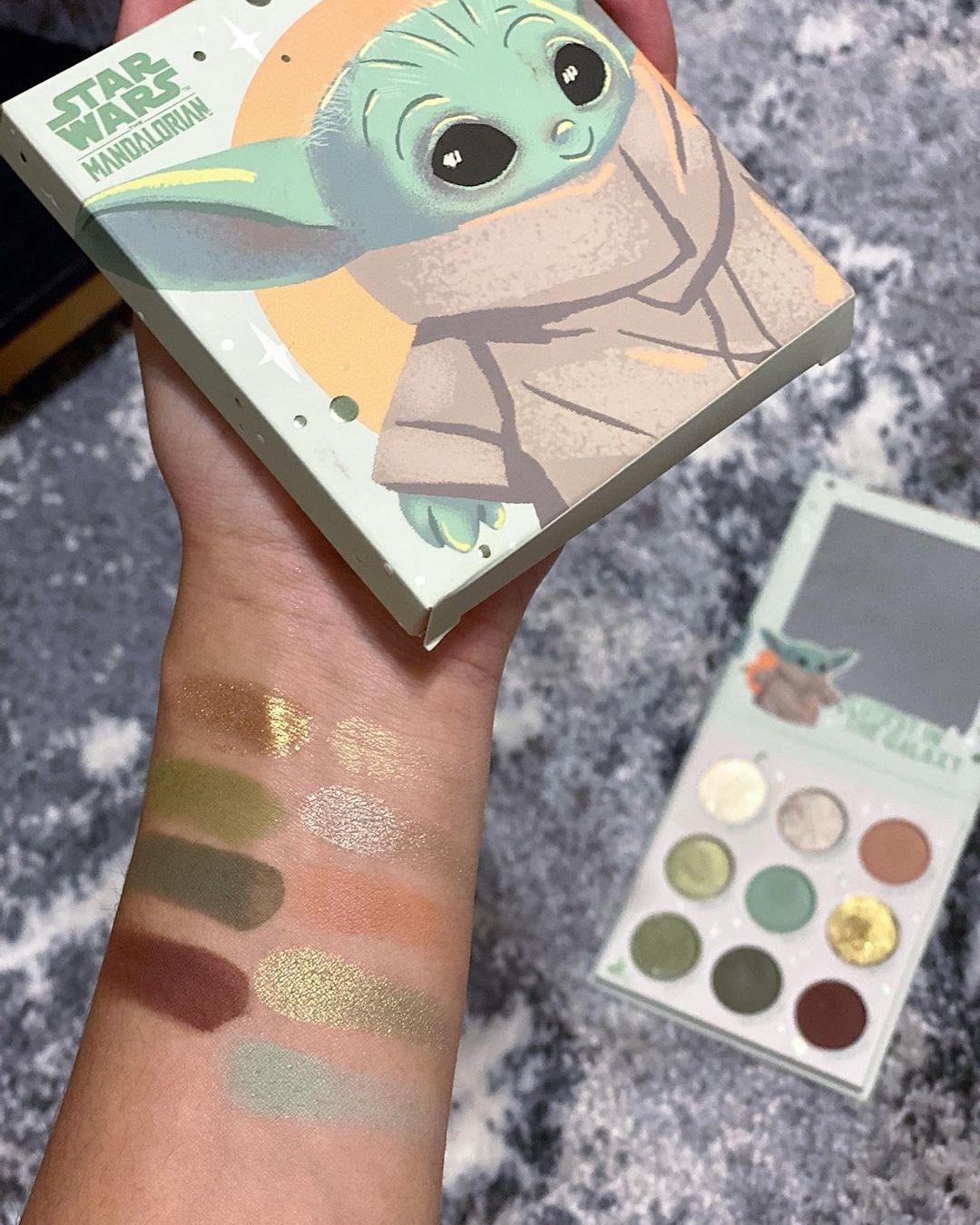 ColourPop推尤達BB/Baby Yoda眼影盤/The Child Eyeshadow Palette