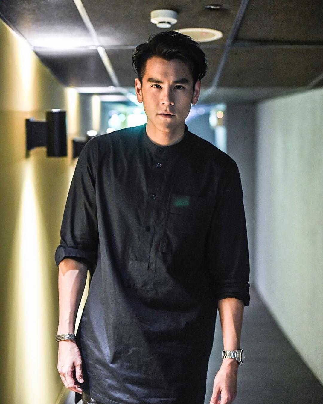 詢問事件的詳情以及彭于晏為何會生氣到公開作出這樣的舉動