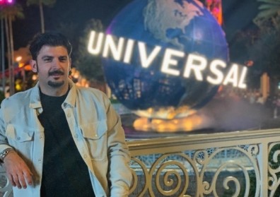 環球影城門口的標誌性地球儀在每個國家都有一座,因為地球上有金色的Universal Studio字樣,所以也吸引不少人在進場和離開時都打卡留念,讓這個地方成為了全球人的共鳴~