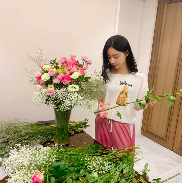 潘瑋柏老婆Luna閨蜜合照撞樣激似6胞胎!天王嫂訓練營聚會