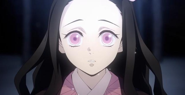 他們一同觀看的電影正是最近超受熱捧的動漫鬼滅之刃劇場版《鬼滅之刃無限列車篇》!版主吳朵芸指劇情超催淚,表示自己在片尾最後決鬥完時:「我直接大爆喊。」此時,女友突然給予安慰,版主就發現女友看得超乎常人地冷靜,連「眼水都冇滴」,毫無情緒上的波動。