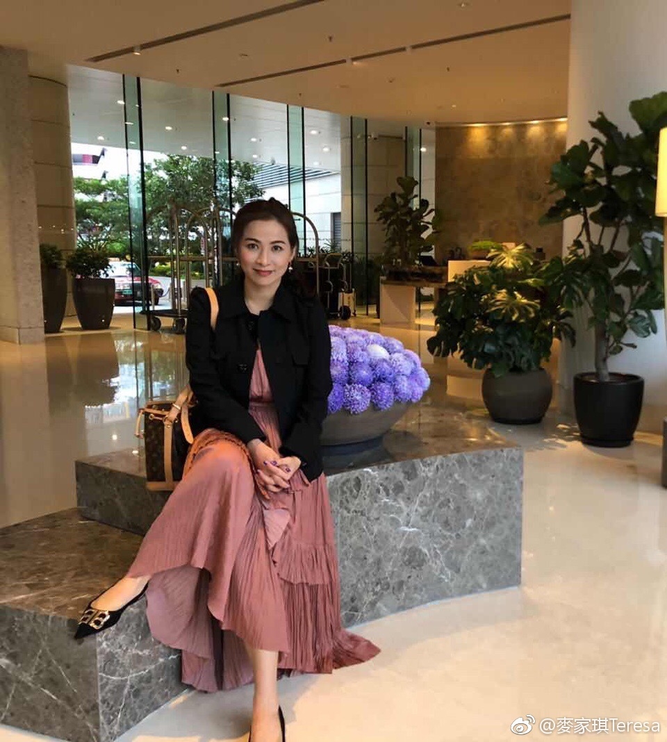 麥家琪怒摑兒子/被兒子質問為何拍三級片性感照