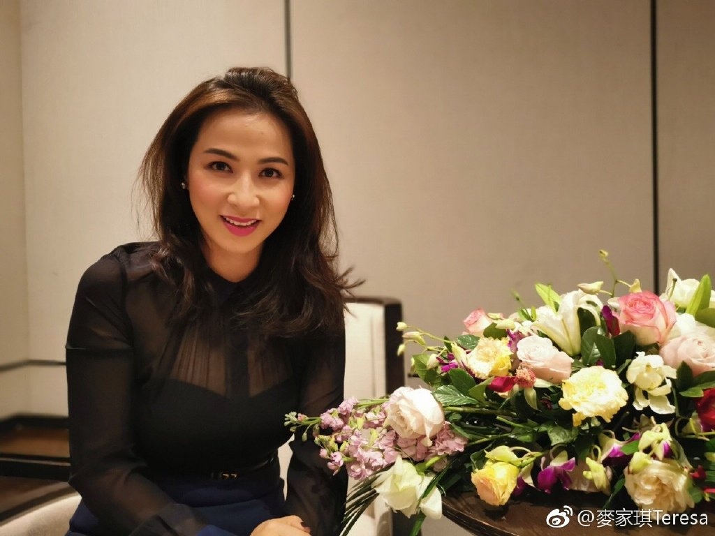 麥家琪怒摑兒子/被兒子質問為何拍三級片性感照