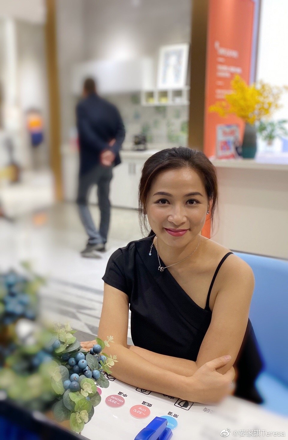 麥家琪怒摑兒子/被兒子質問為何拍三級片性感照