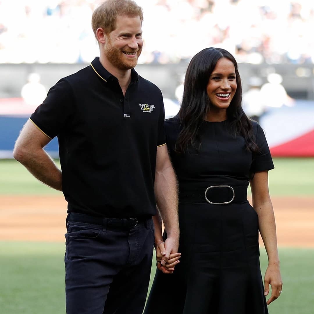 梅根在文件中的一項聲明指出－「她不知道英國皇室的肯辛頓宮有否曾經以她的身份，與《Finding Freedom》的作者聯繫。」