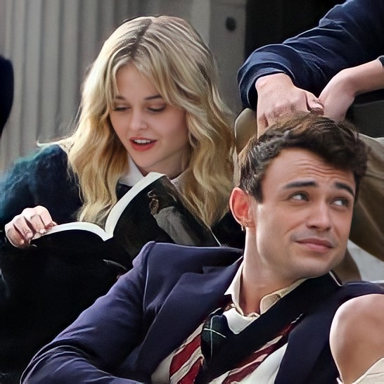 新版《Gossip Girl 花邊教主》演員造型大崩壞/今年於HBO Max播出
