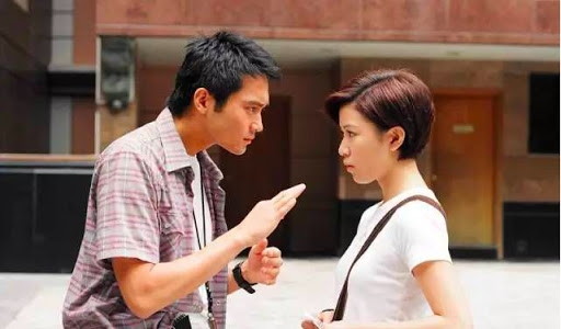 【TVB翻拍十月初五的月光】有網民對於TVB有意翻拍《十月初五的月光》持不看好的態度,直指TVB不要再炒冷飯,因為不是古裝劇,翻拍也沒有了那種味道