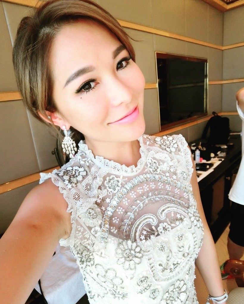 【洗米華洗米嫂Mandy Lieu】洗米華上個月才為洗米嫂Heidi慶祝40歲生日,雖然年屆40歲的洗米嫂,但是多年來保養得宜的她,似乎沒在她臉上留下多少痕跡~