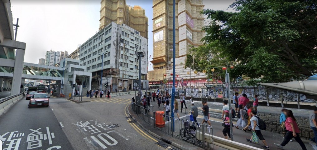 他在觀塘鴻圖道上班已經有12年,每日返工搭地鐵,放工搭巴士