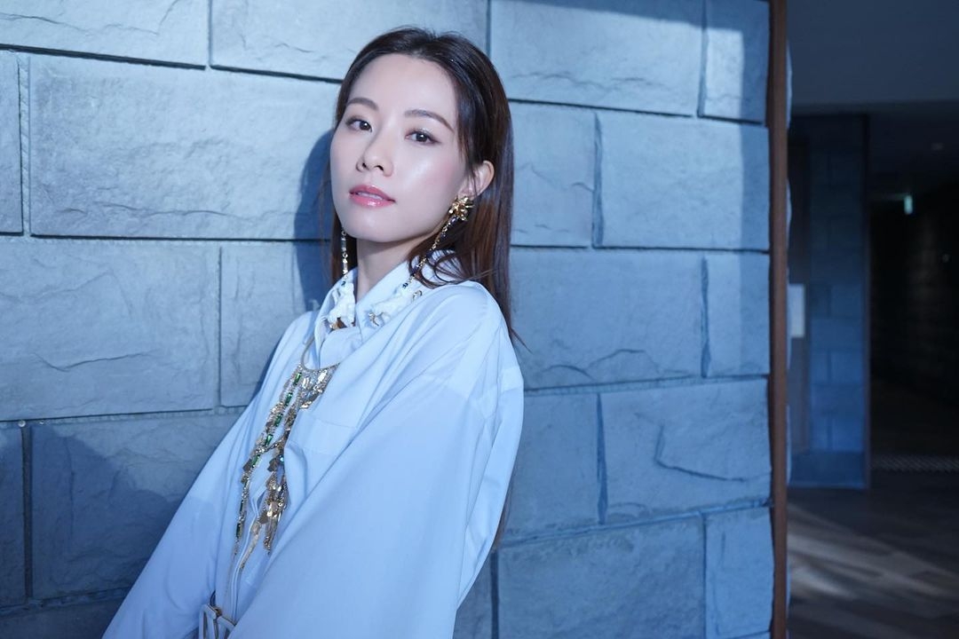 一起來看看Stephy如何從被指毫無個性的「阿寶」進化成今時今日的影后吧!
