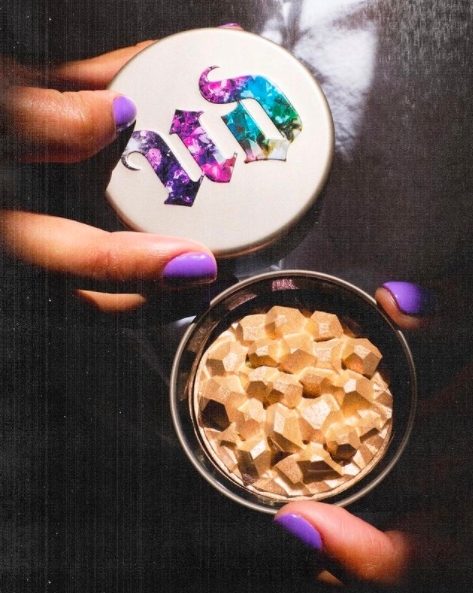 Instagram@urbandecaycosmetics