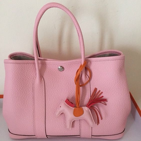 「Garden Party Bag」在美國官網顯示的價格為USD3,550(約HK$27,500)
