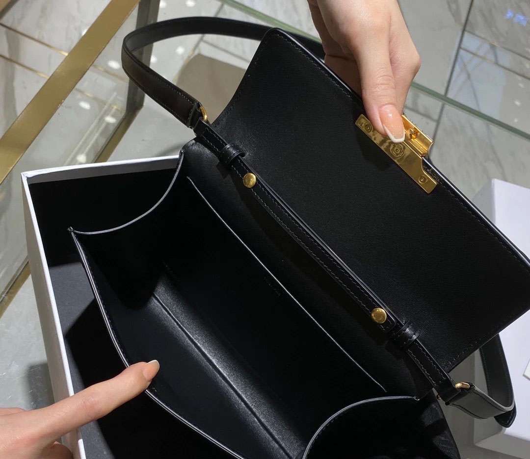 【CELINE手袋】CELINE焦糖色凱旋門STRAP BAG信封包WOC