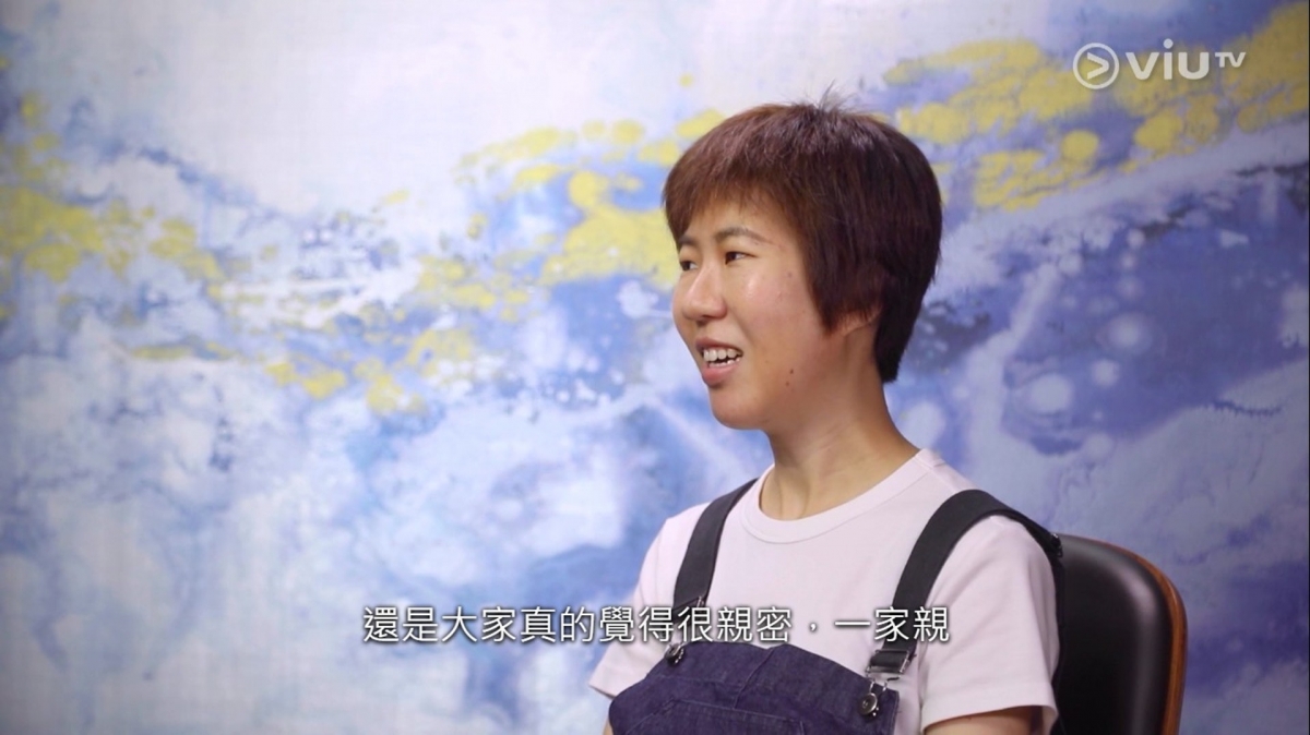 Kathy就驚訝得大叫「No!」,阿橙就表示:「係無位掛毛巾,定呢家人關係親密到可以共用毛巾?」,而身為註冊護士的主持人小占亦表示:「假設其中一人染皮膚病,抺完腳,然後你又用來抺其他位置,就好像不太衛生。」