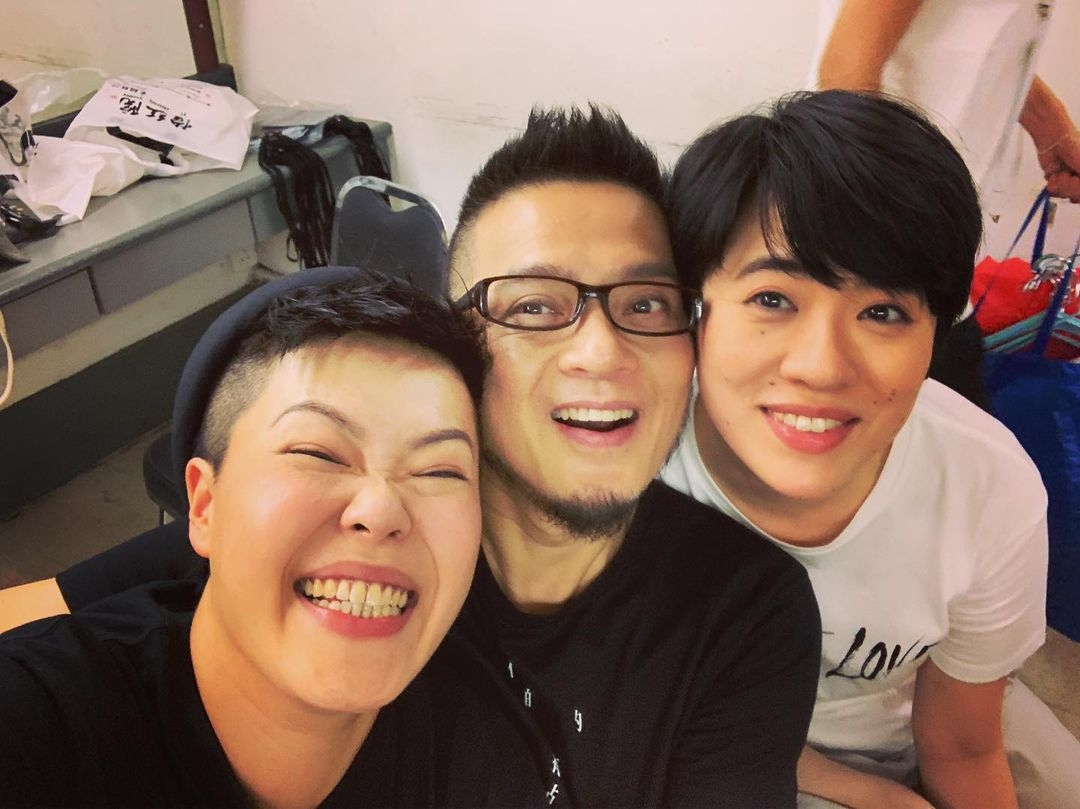 及後林二汶又提及了生命中最重要的三位導師,分別是黃耀明