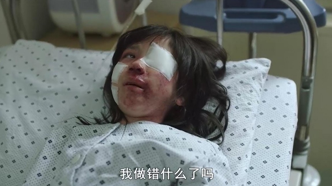 韓國有節目組就特地訪問了趙斗淳妻子,她的態度就像是堅信丈夫只是一時衝動而闖禍一樣袒護趙斗淳: