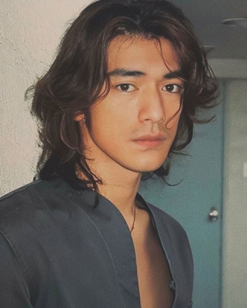 金城武,應該是男神界無法撼動的山脈