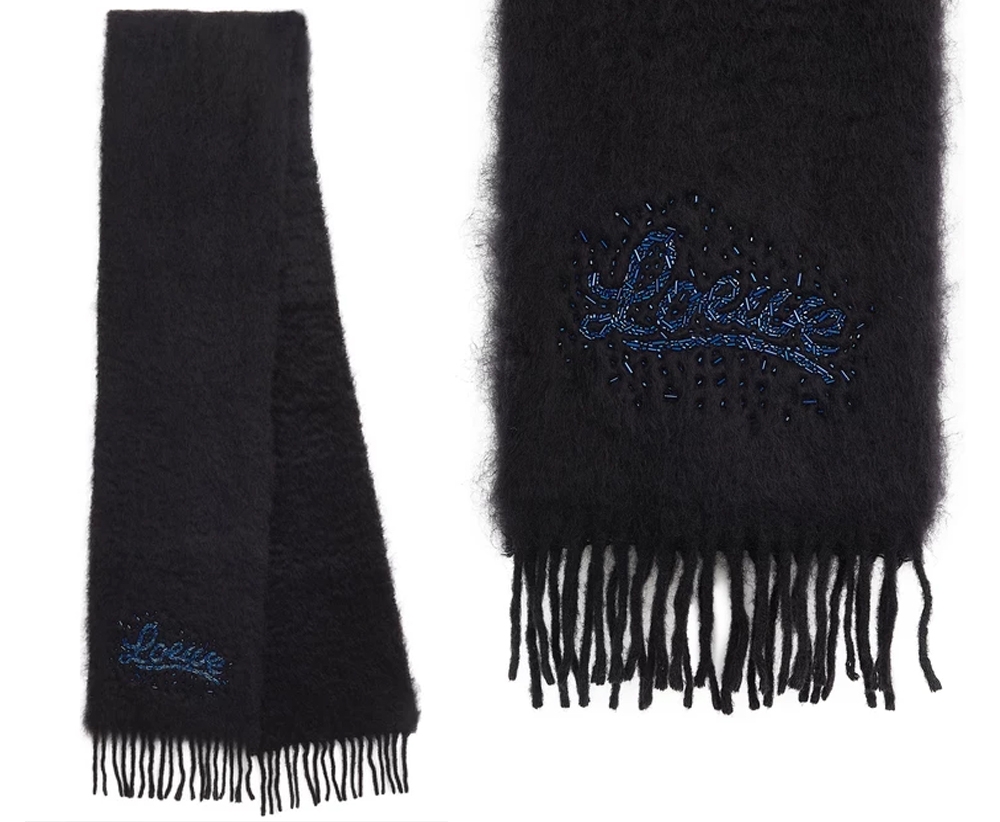 LOEWE Mohair sparkle scarf HK$2,750