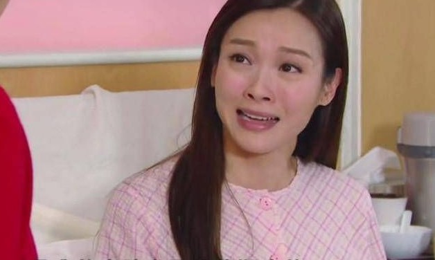 不過好景不常,讓妻子晴天霹靂的,原來是她竟發現老公包養「兼職女友」Part Time Girl Friend(PTGF)!在坐月時,她在老公電話中發現自2018年起,老公竟然一直也和一位PTGF發生關係,除了肉體上的出軌外,並包含金錢上輸送,讓剛生育完的她受到衝擊。