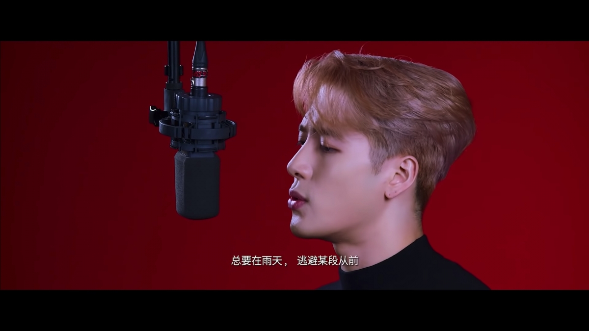 王嘉爾Jackson廣東話唱《分手總要在雨天》網民負評懶音多扮外國人唱廣東歌