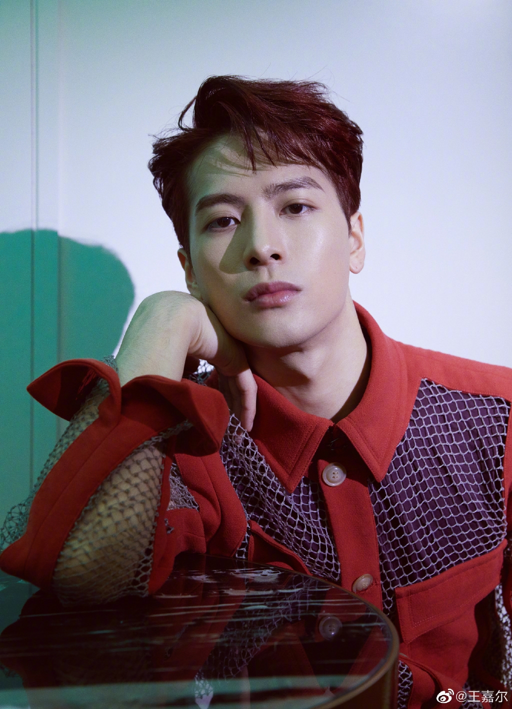 王嘉爾Jackson廣東話唱《分手總要在雨天》網民負評懶音多扮外國人唱廣東歌