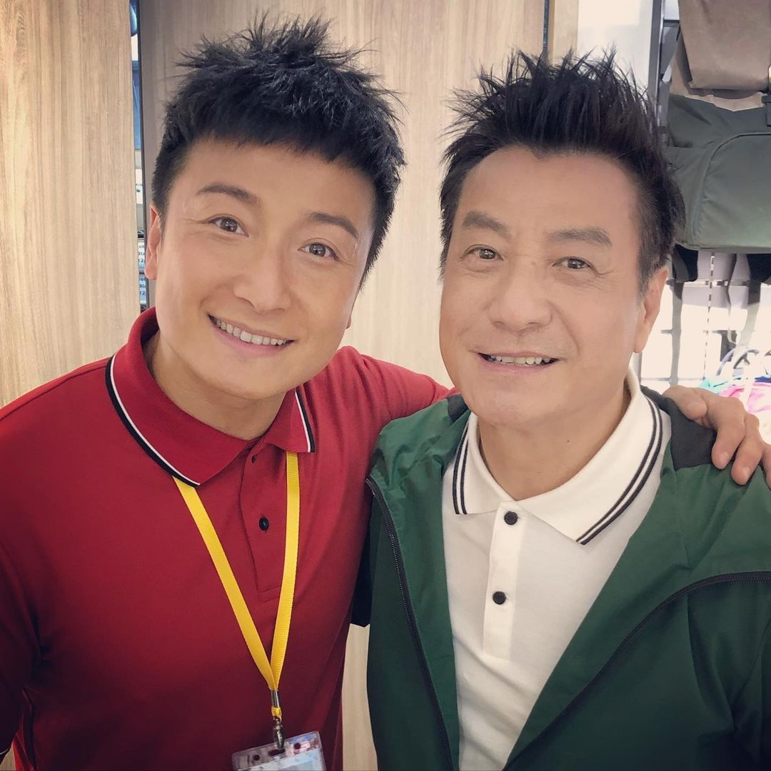 【香港男明星學生相】因為當年方力申戴上一副超粗框的眼鏡,外型看起來有點像哈利波特~