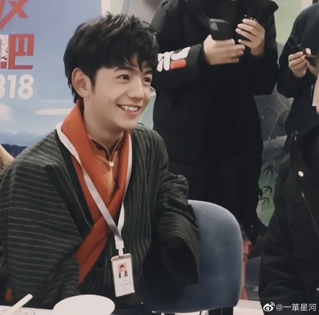 不過有指丁真在爆紅後,竟然選擇於家鄉的公司腳踏實地打工,令不少粉絲大為失望!
