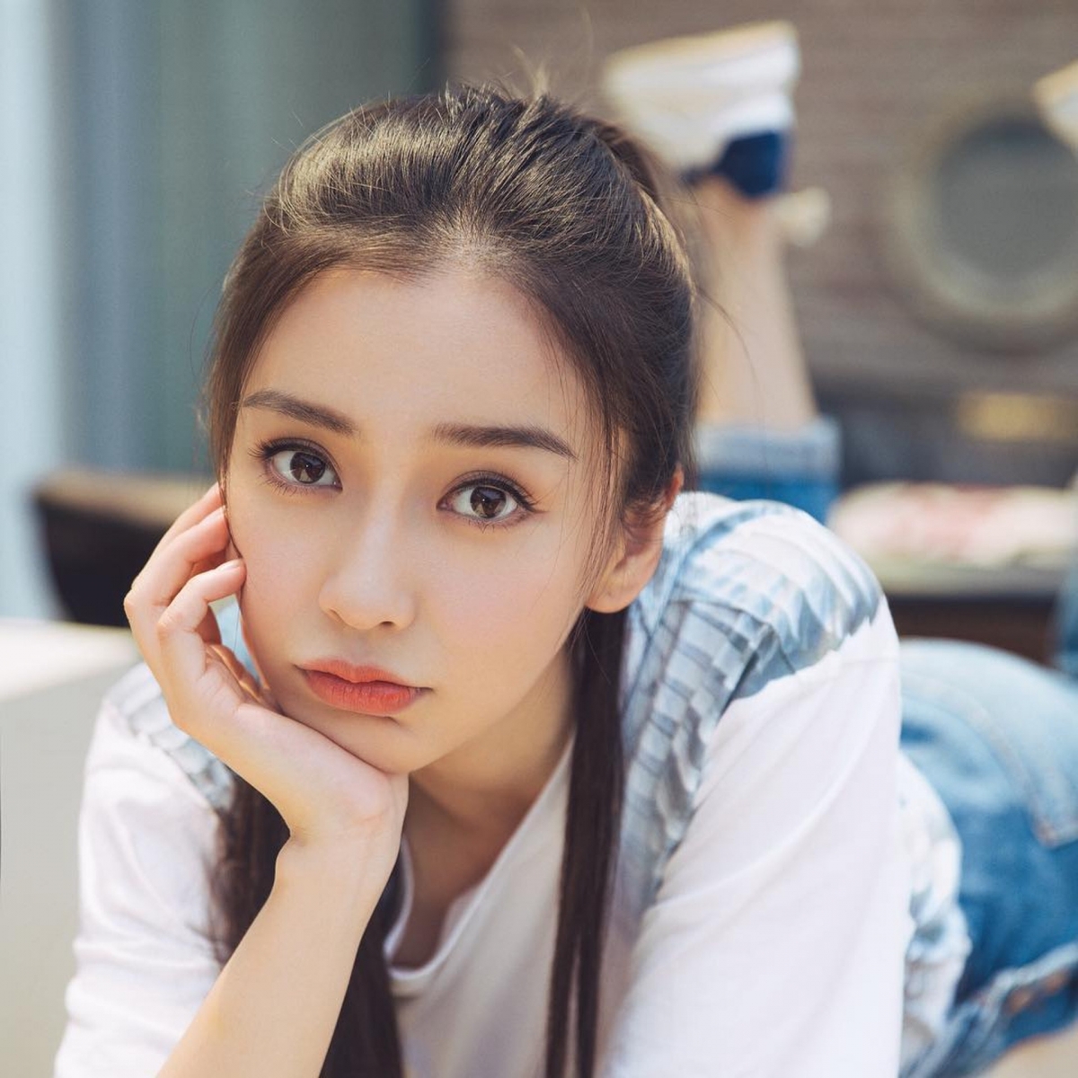 現時在內地略有名聲的Janice Man,至今都依然會有人常拿曾是她的好姊妹Angelababy作比較
