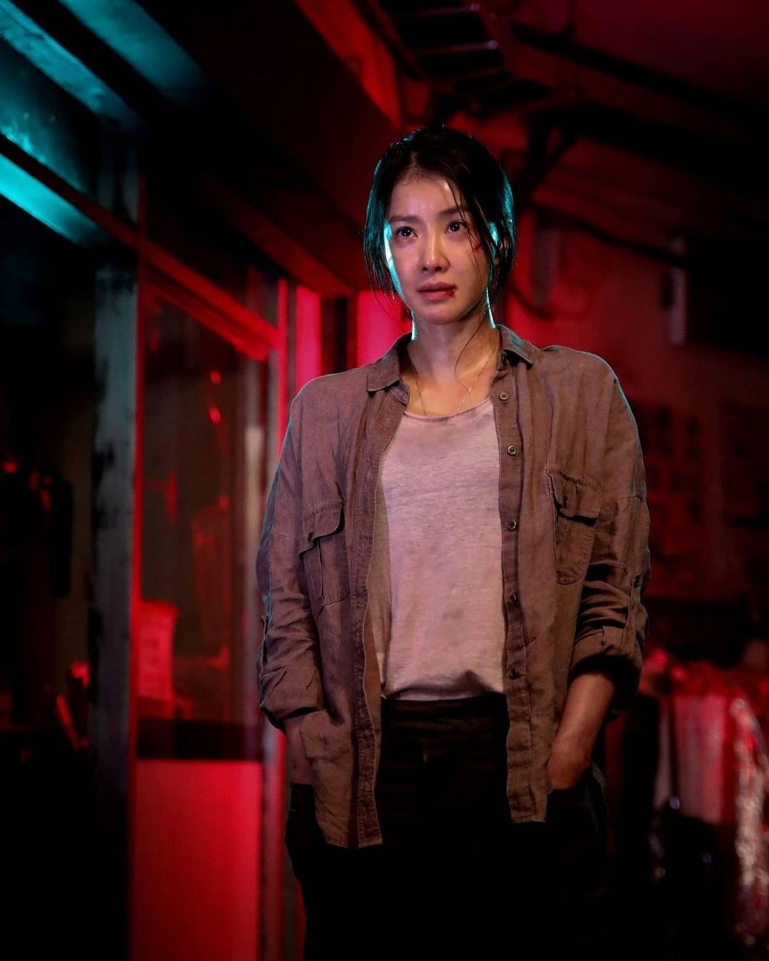 最新出爐的韓劇《Sweet Home》上線不過短短數日就登上了Netflix排行榜的首位,更是唯一一部登上美國地區前十名的韓劇,堪稱另一部「懸疑神劇」。