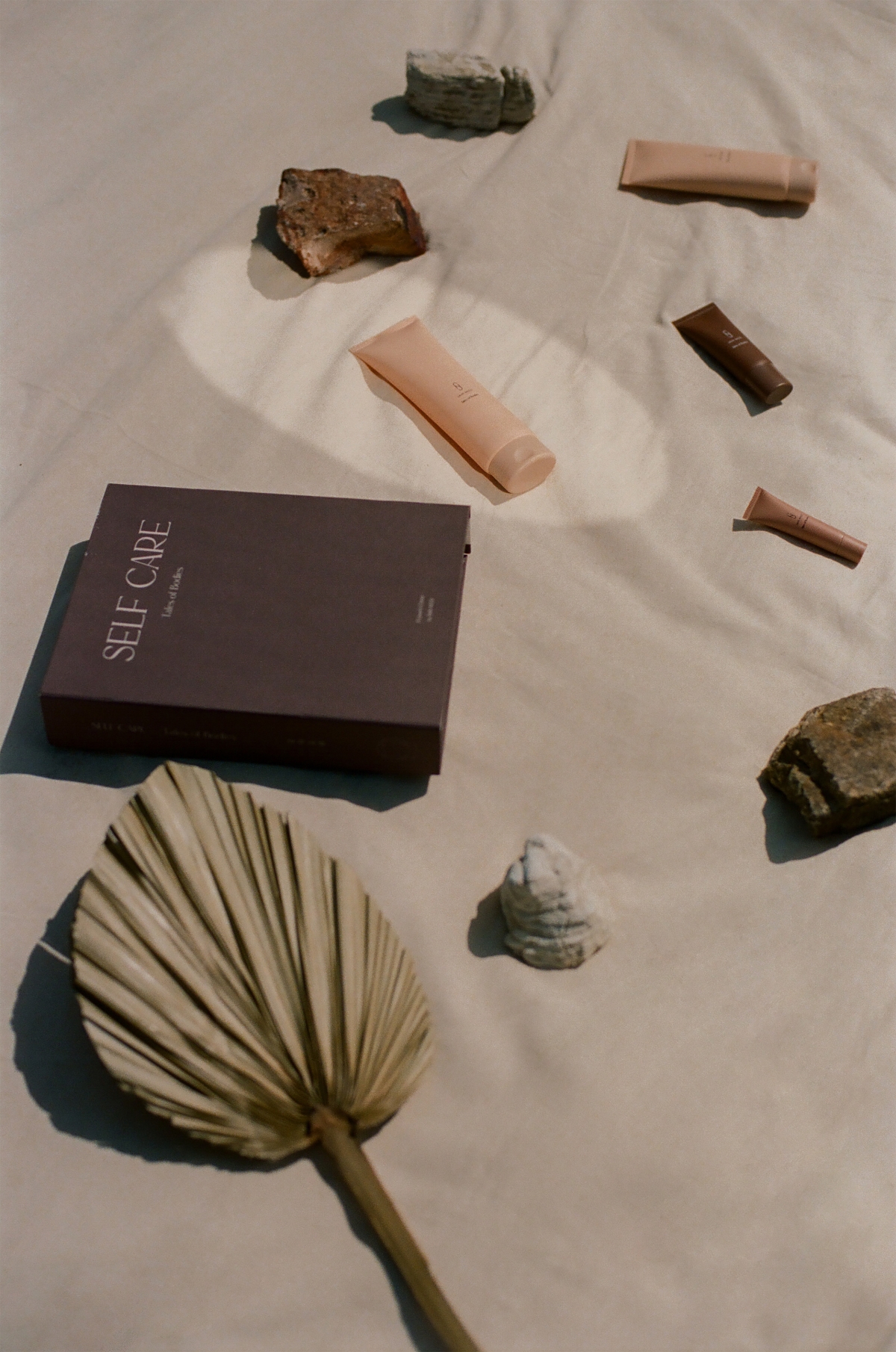 【聖誕禮物2020閨蜜篇】姊妹交換禮物必備 預算$200起美妝/護膚/香水