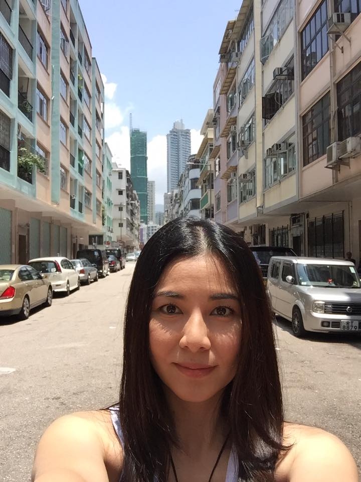 鄭伊健打機錯手賣咗蒙嘉慧心愛武器/蒙嘉慧嬲爆要打老公跪玻璃