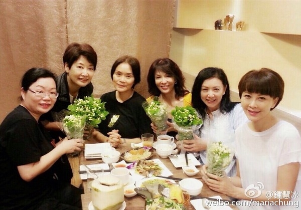 Do姐在節目中繼續大談林建明的八卦,指她最誇張曾送出價值$200元的廁紙和衛生巾,Do姐就回應指:「衛生巾係我哋班人冇乜人用到。」隨口就爆出了女人們的私密事!