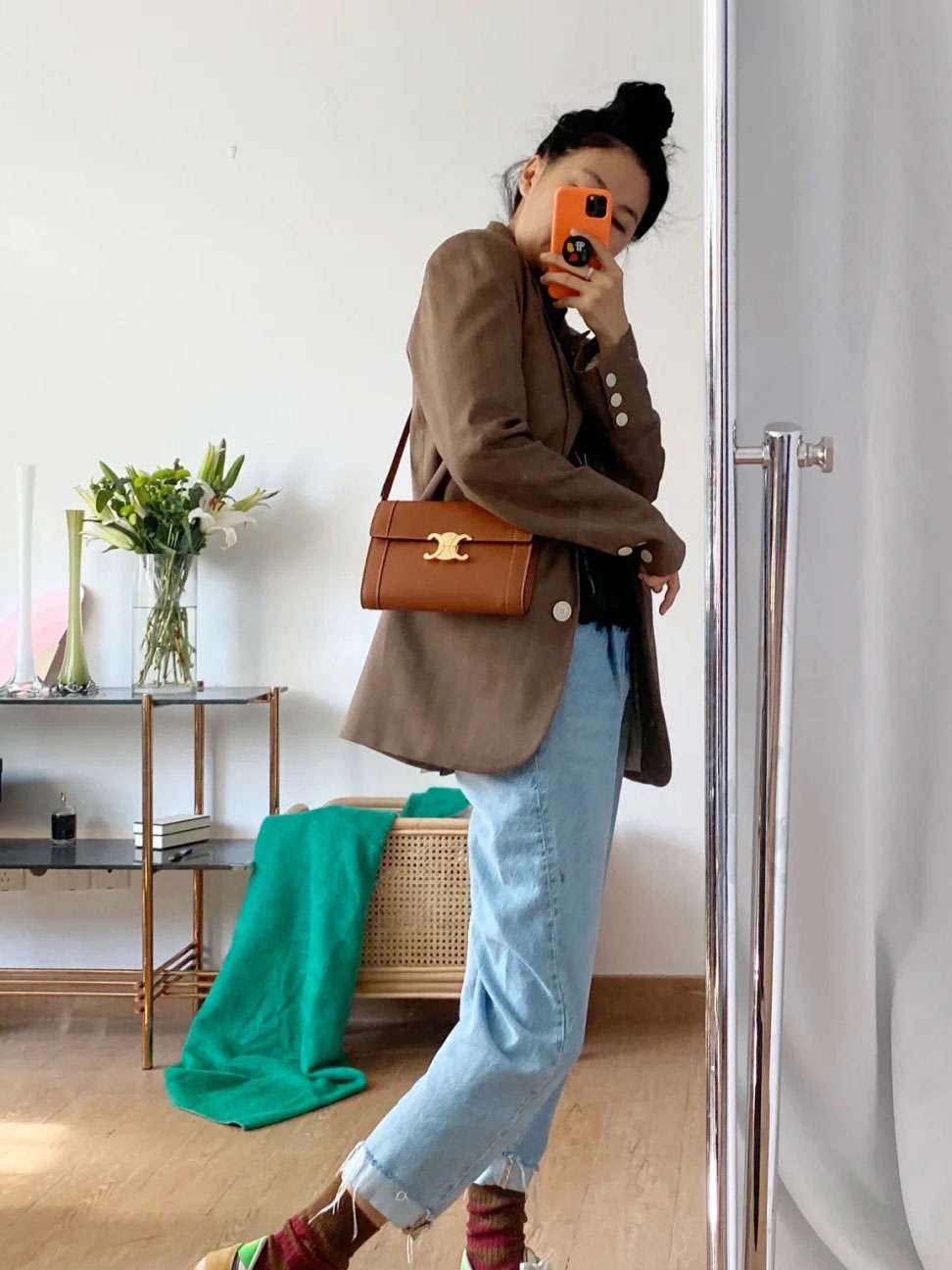 【CELINE手袋】STRAP BAG TRIOMPHE