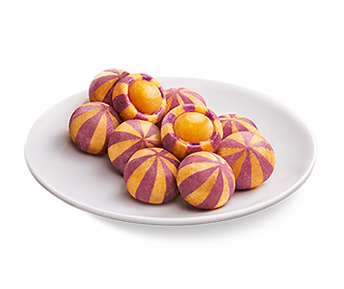 在「芋見雲朵葡撻」外,KFC今次還落重本地一併推出「雙色轉轉QQ球」