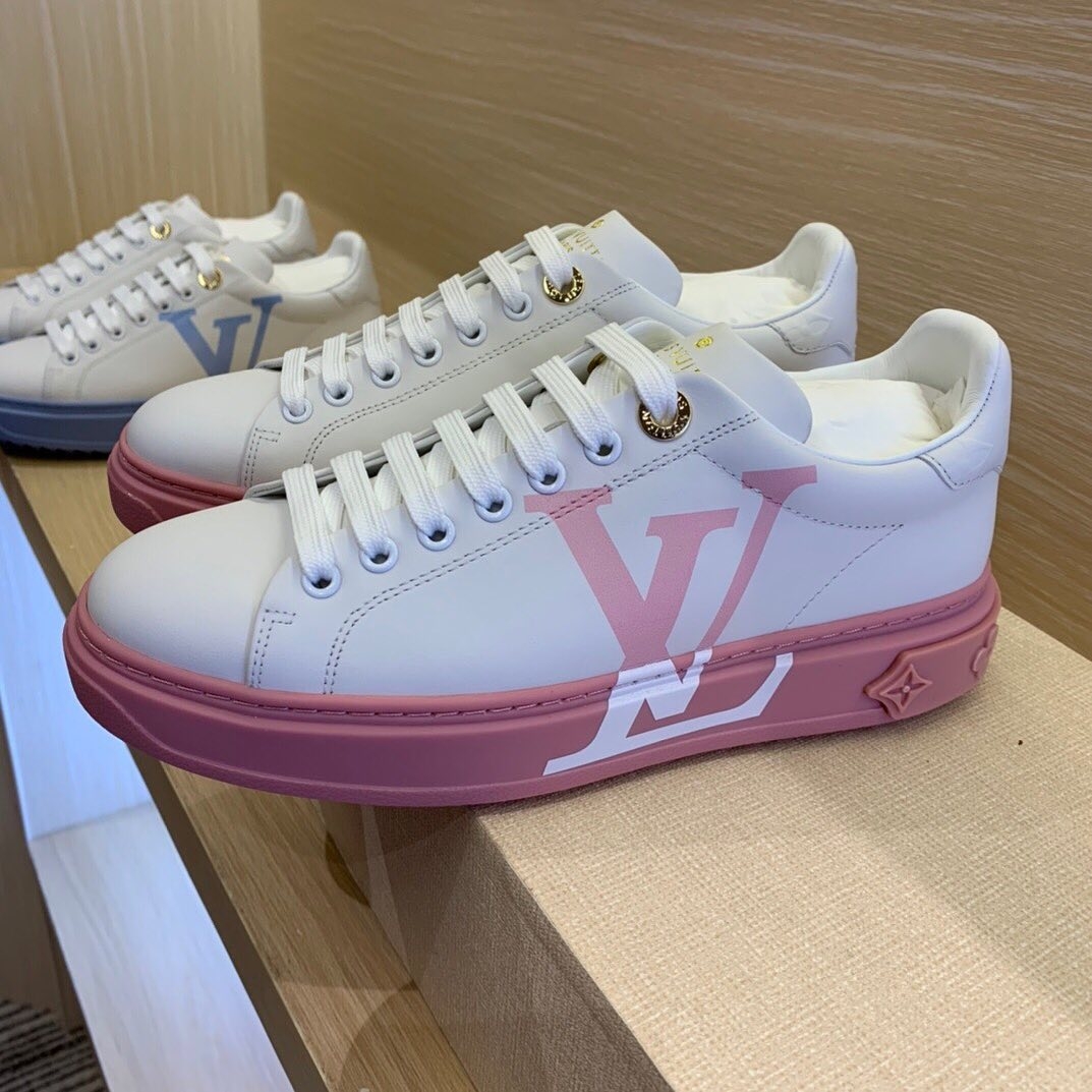 小清新 LV Time Out 厚底小白鞋系列!
