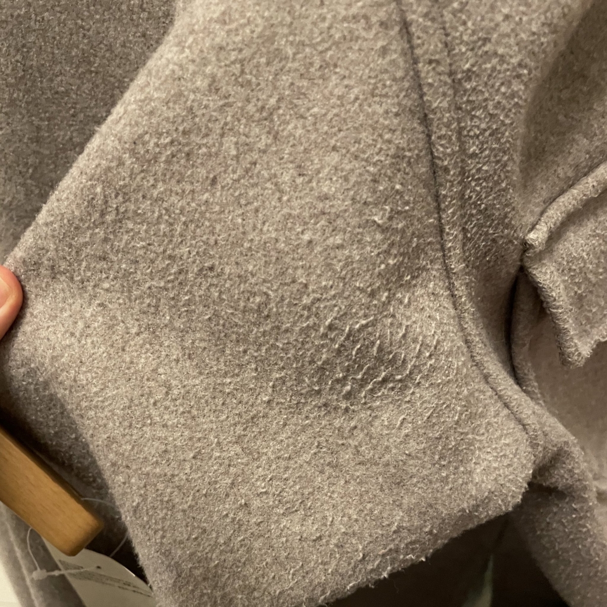 日本MUJI無印良品衣服刷HK$52/拯救起毛粒舊外套