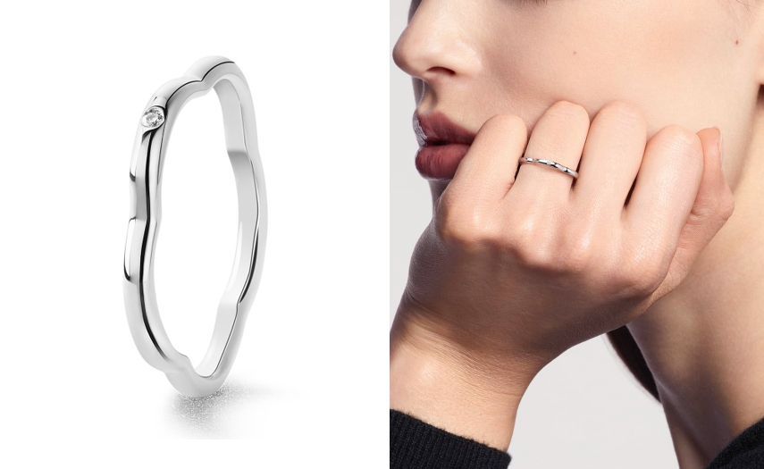 Camélia 戒指 HKD 10,000