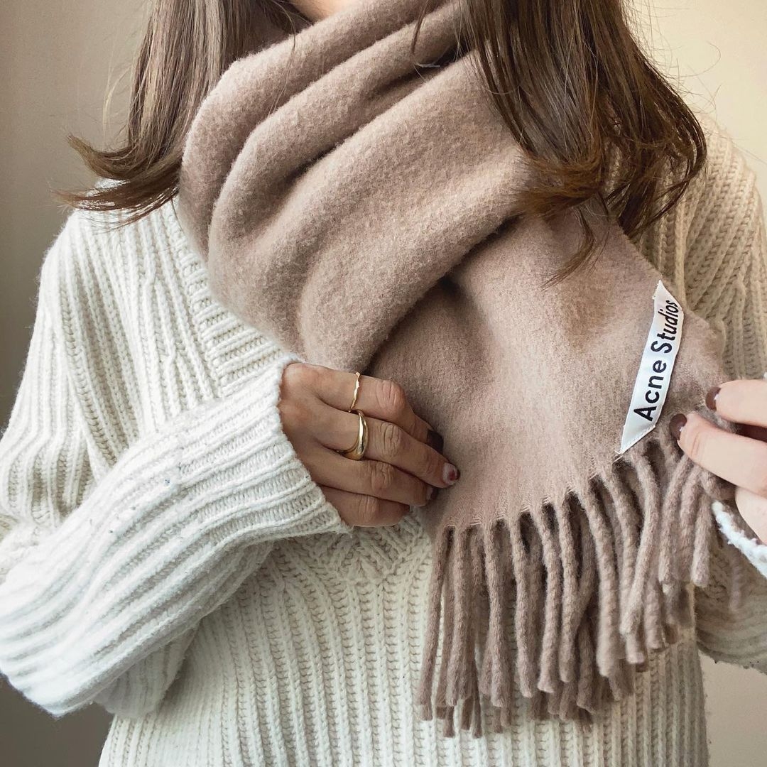 ACNE STUDIOS Grey Canada New Scarf HKD$1400