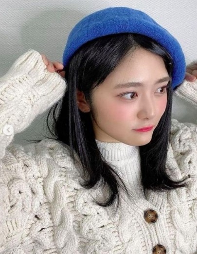 貝雷帽在潮流時尚尖端屹立了多年,可說是女生衣櫥中的必備單品!不過,貝雷帽帶久了都會感到悶,何不轉個戴法,幫自己換個風格~貝雷帽的戴法其實超乎你想像!只要學會了以下輕鬆幾步就可以戴法!