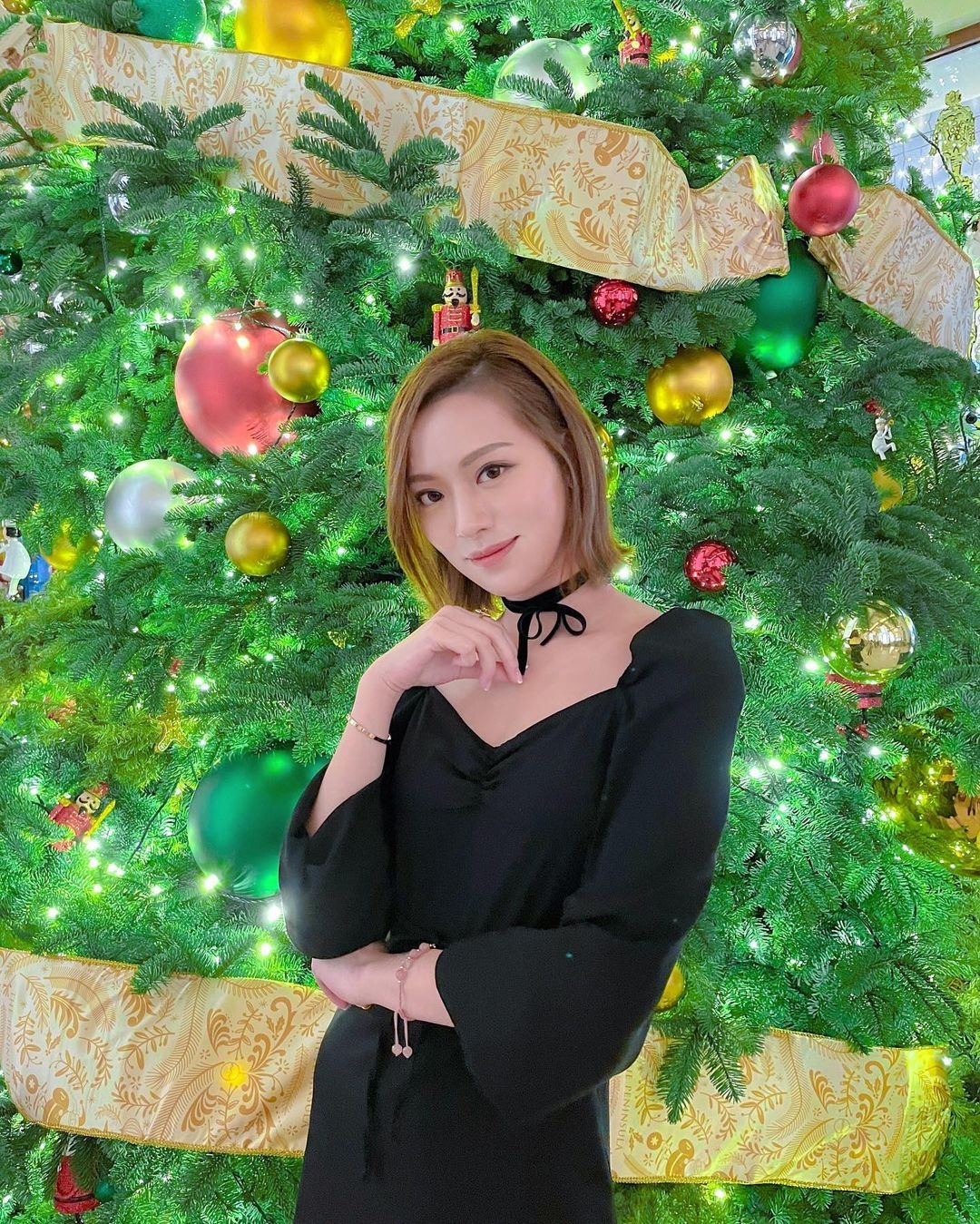 馮盈盈曾經在節目《後生仔傾吓偈》中參與有關「前度結婚了」的話題