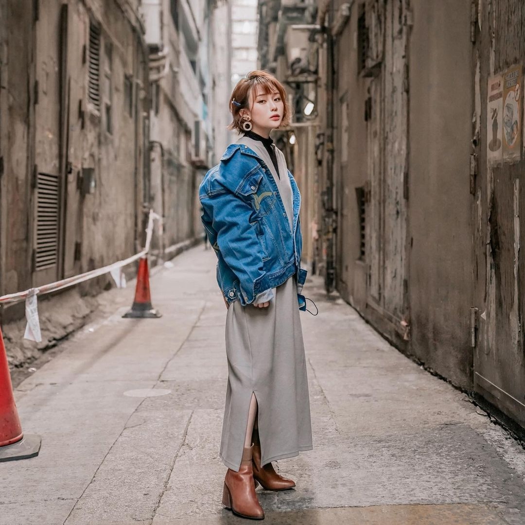 Hana也有不斷拍不同的美妝及生活影片等,吸引到不少女生的支持