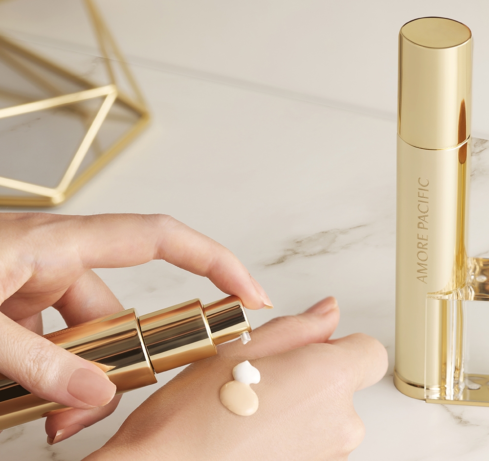 AMOREPACIFIC 煥采活膚精華粉底液