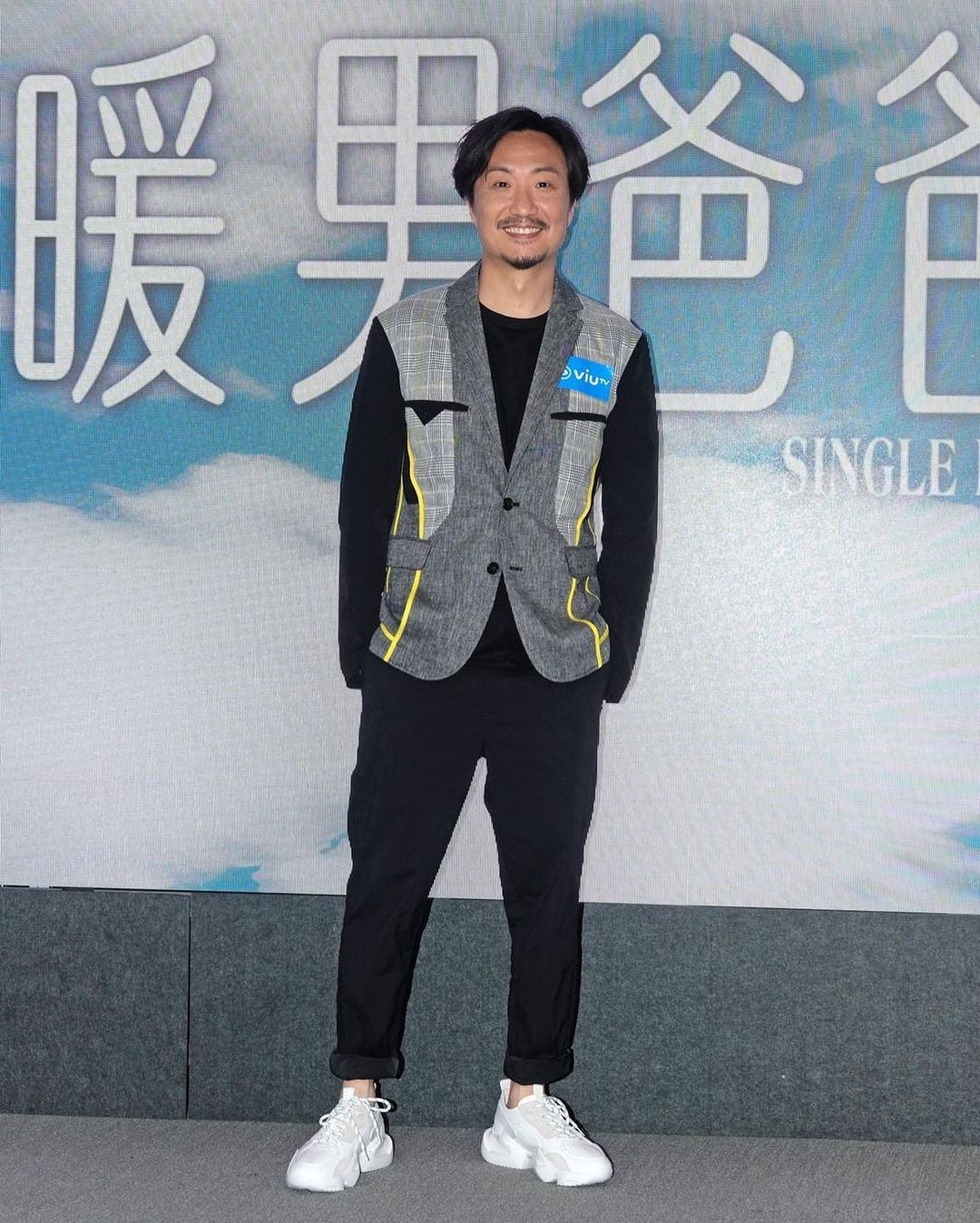 當提到缺席頒獎典禮時,鄭中基就淡然表示現在的樂壇是屬於年輕人的,