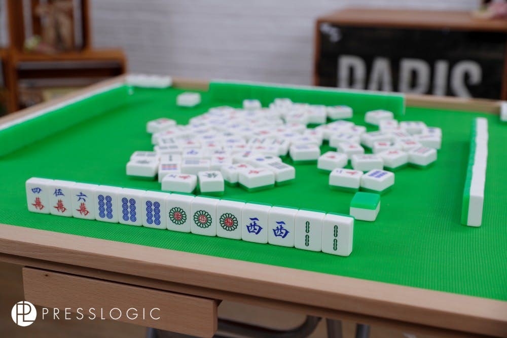 【打麻雀攻略＋禁忌】在牌局只剩下最後一張牌時，當玩家摸到這張牌成功食糊，就可加一番。