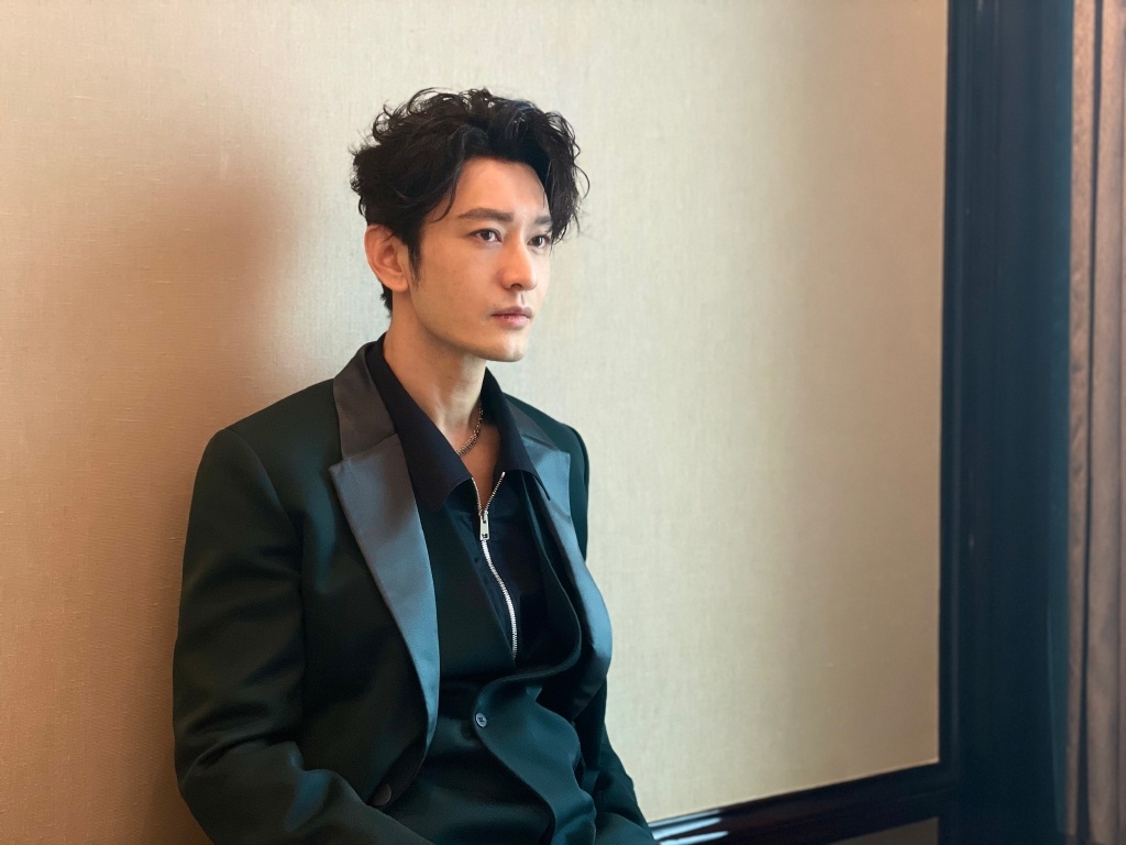 Angelababy否認係小三沒介入黃曉明跟李菲兒戀情/稱呼老公「黃先生」