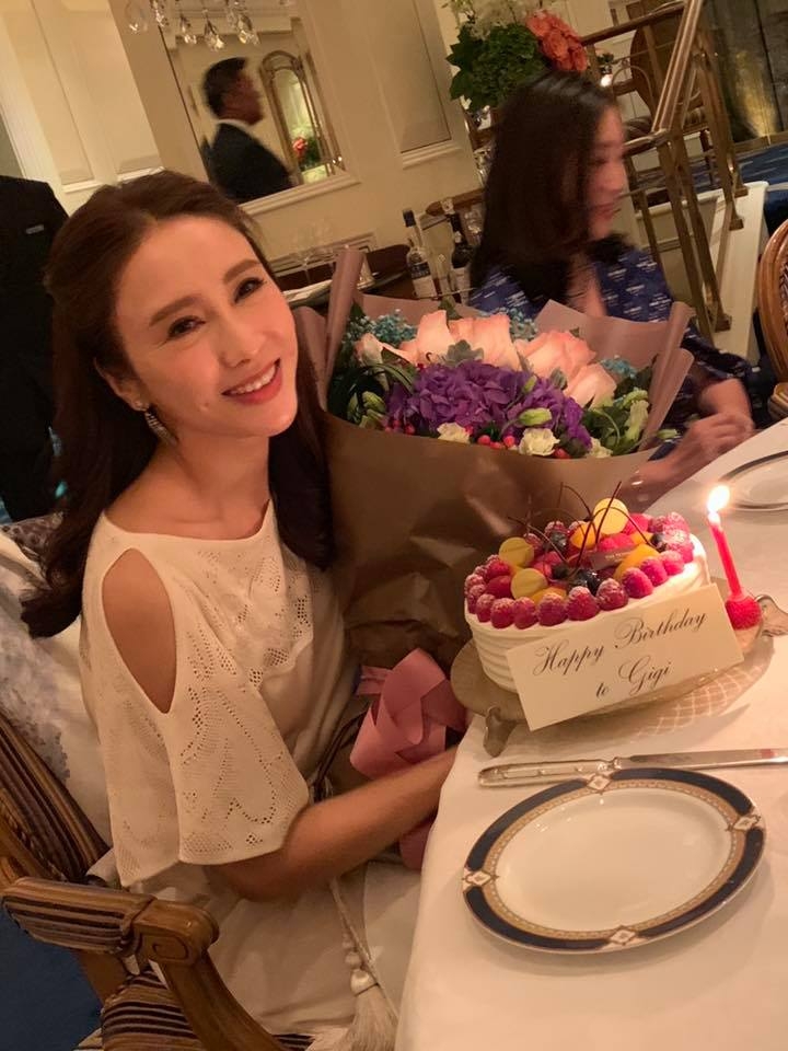 黎姿結婚12周年甜曬拖手照/富商老公馬廷苦追6年才打動芳心