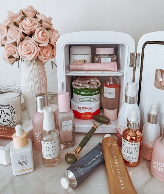 【敏感肌護膚品推介2021】踏入乾燥的冬天或是轉季的時節,敏感肌女生的肌膚總是突然脆弱而感到乾癢或不適